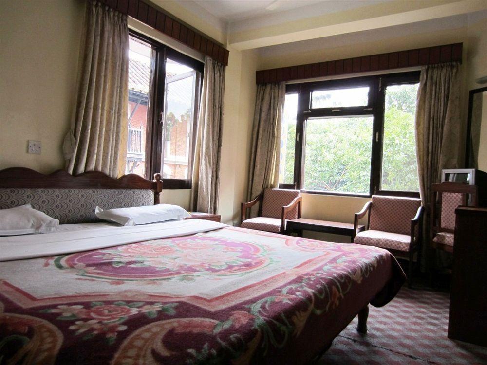 Hotel Buddha Катманду Экстерьер фото